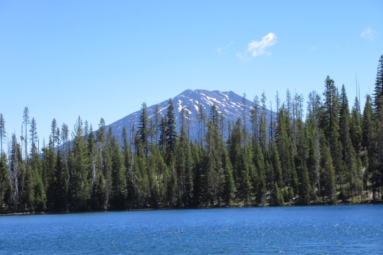 LuckyLakeMtBachelor